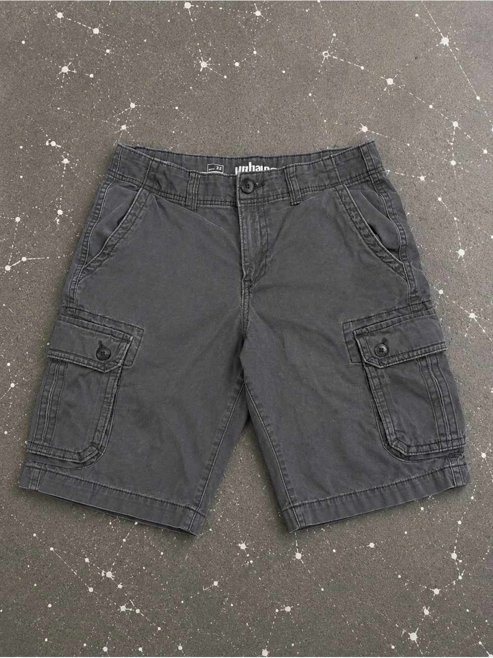 Unbranded Men's Gray Cargo Shorts - Classic Utility Style